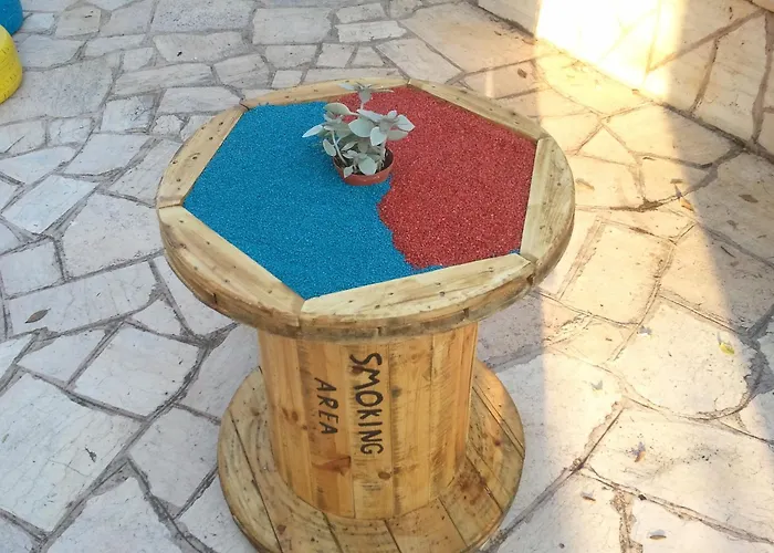 Art Rooms Joyful People